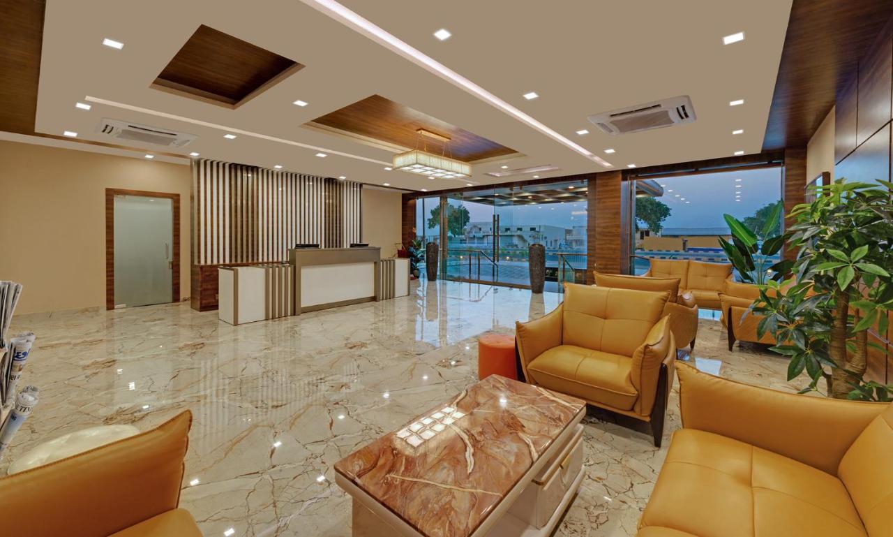 The Fern Residency, Bhuj Hotel Eksteriør billede